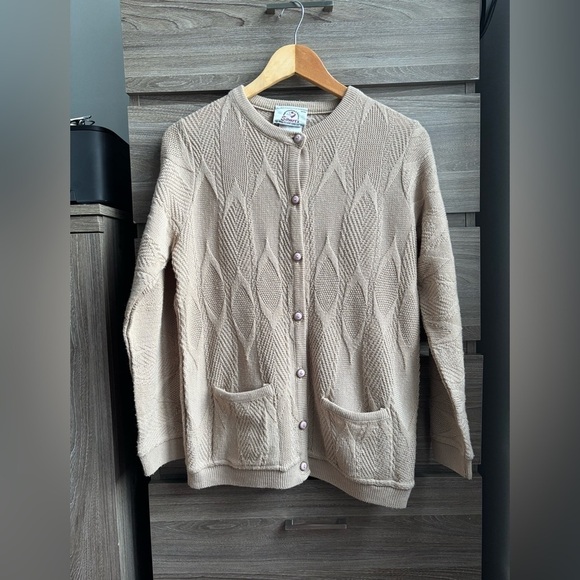 Silverts Sweaters - Silverts Vintage Style Beige Cardigan Small
